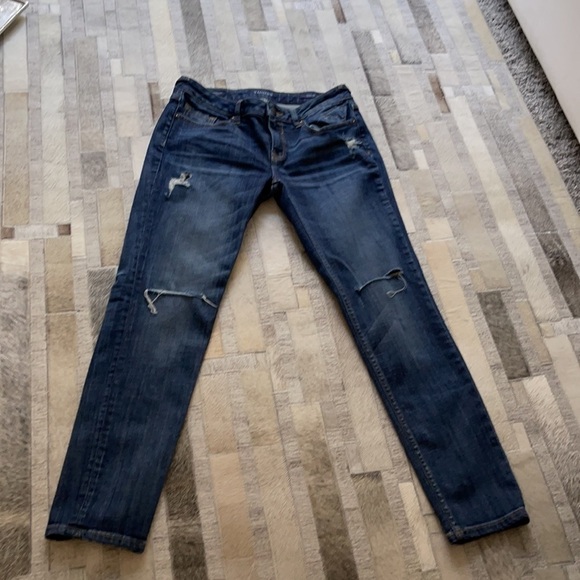 Vigoss Slightly Distressed Jeans - Picture 2 of 4